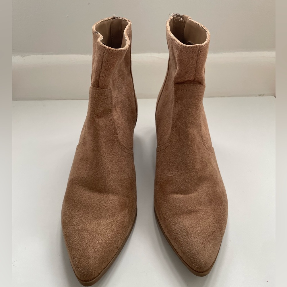 BANANA REPUBLIC Boots